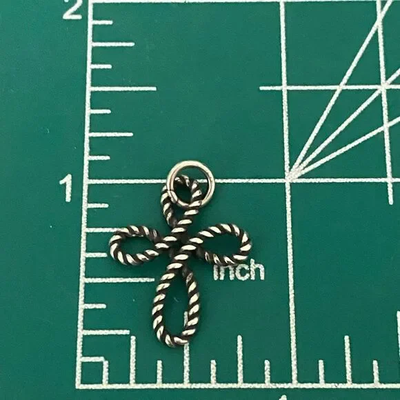 James Avery Retired Rope Cross Pendant - Picture 3 of 3